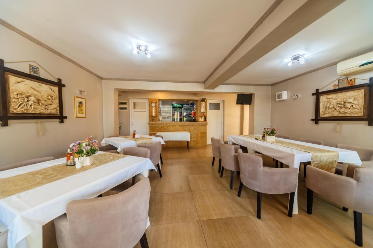 ApartHotel Stijovic Bar Buitenkant foto