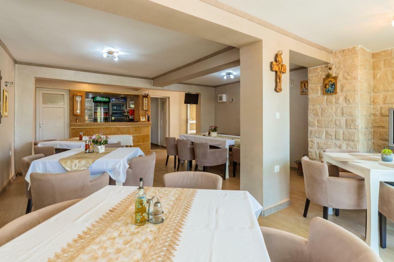ApartHotel Stijovic Bar Buitenkant foto