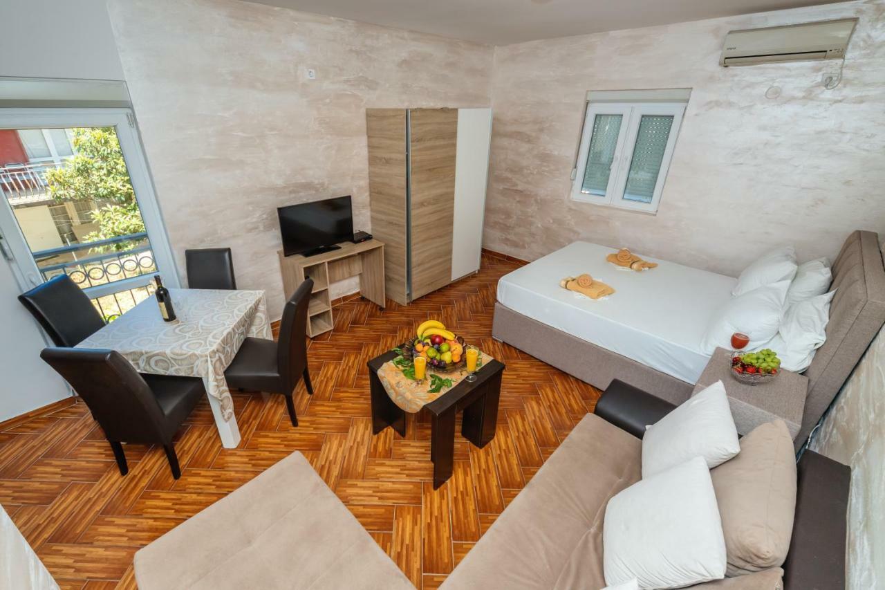 ApartHotel Stijovic Bar Buitenkant foto